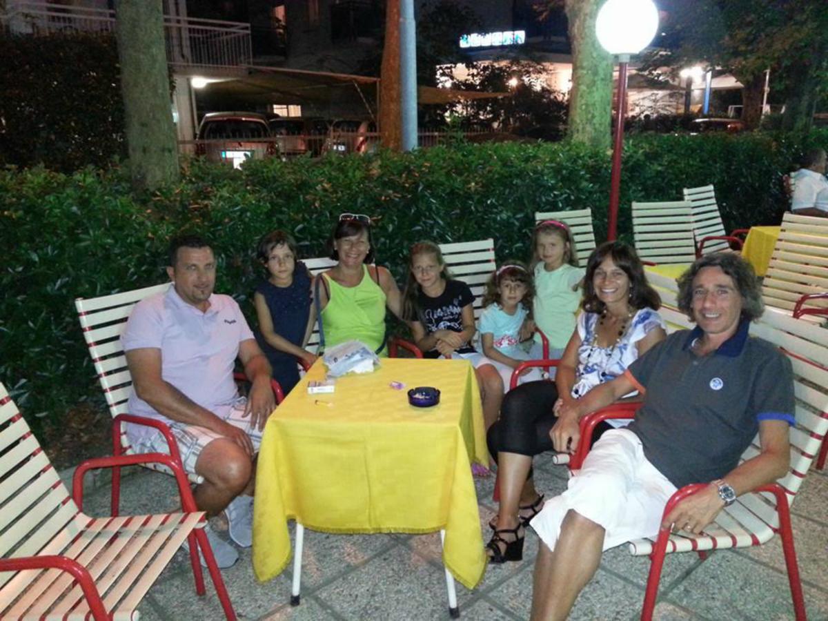 Hotel Irene Riccione Exteriör bild